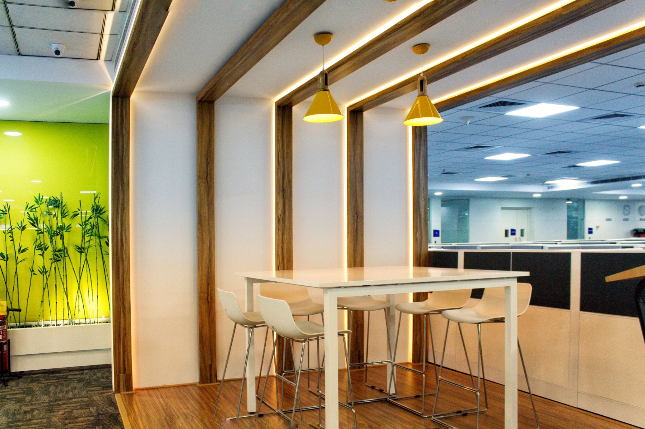 Breakout bar seating at Temenos office