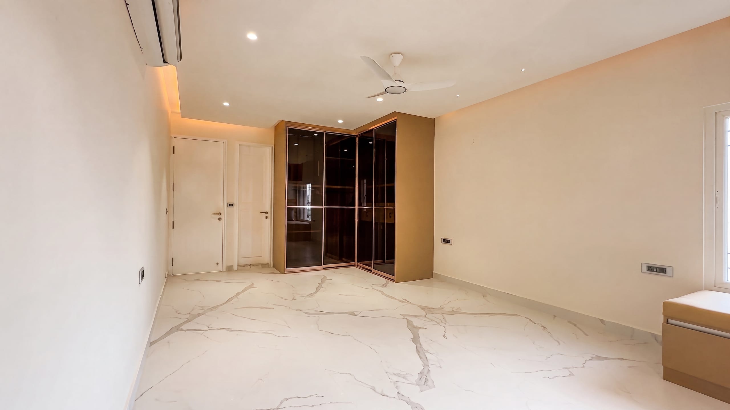 Fourth bedroom, opposite view, at the Diamond District penthouse